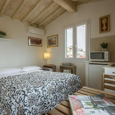 Apartamento Poet's Nest